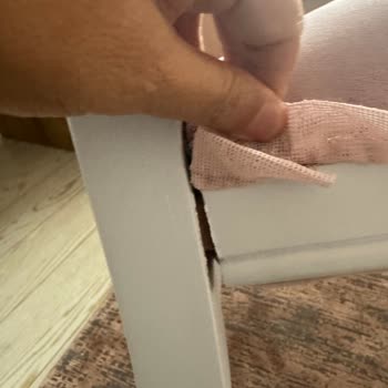 Çilek Mobilya Sandalyeleri Hızla Deforme Oldu!