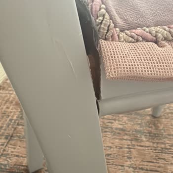 Çilek Mobilya Sandalyeleri Hızla Deforme Oldu!