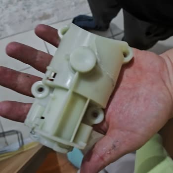 Karaca Mutfak Şefi: Kırılan Plastik Aksam Sorunu