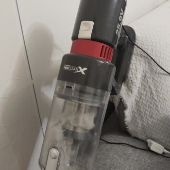 Heifer Süpürge: Çekiş Gücü Ve Şarj Sorunları