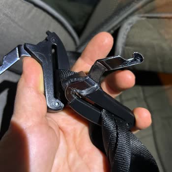 Kırık Kemer Klipsi İçin Çözüm Bekleyen Müşteri