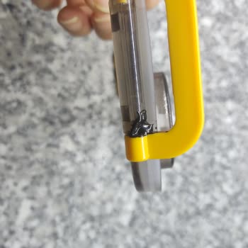 Üç Ayda Çatlayan Beslenme Kabı İçin Yedek Parça Talebi