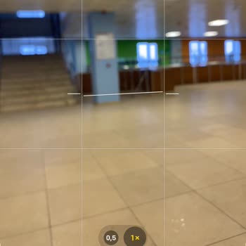 Yeni İphone 11'de Kamera Ve Ekran Sorunları