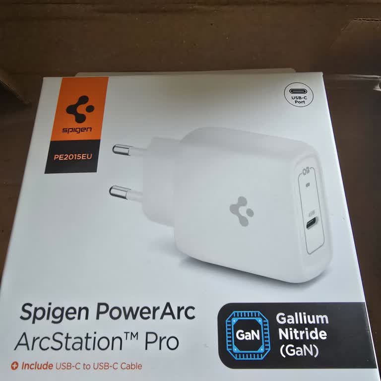 Tehlikeli Şarj Aleti: Evde Yangın Riski