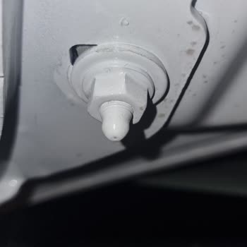 Tesla Model Y Delivered With Defective Hood and Misaligned Panels