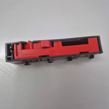 Çekmece Rayı Sorunu: Kullanılamayan TV Ünitesi