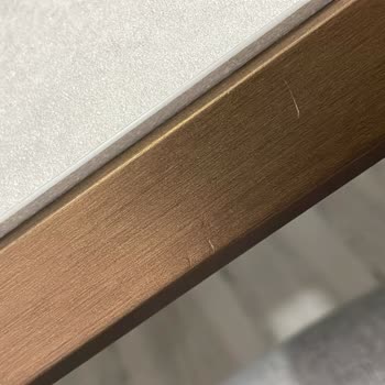 Bellona'dan Aldığımız Masa Çizik Çıktı Değişim İçin Bekliyoruz!