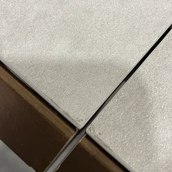 Bellona'dan Aldığımız Masa Çizik Çıktı Değişim İçin Bekliyoruz!