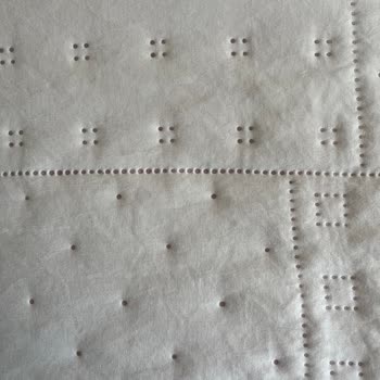 Yatak Örtüsünde Beklenmedik Sorun Ve İletişim Eksikliği