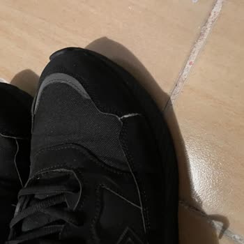 Hummel Ayakkabıda Erken Açılma Sorunu