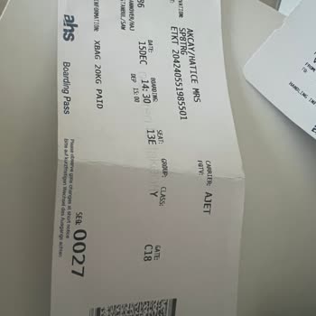 Ajet Çalışanlarının İhmali Sonucu Hasar Gören Valiz Ve Çözüm Sürecindeki Zorluklar