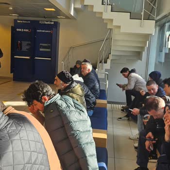 Üsküdar Şubesinde Yetersiz Vezne Hizmeti