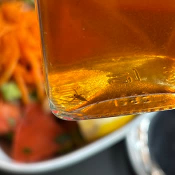 Siparişteki Salatada Böcek Şoku