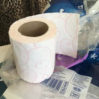 Selpak Extra: Проблемы с рулоном и качеством туалетной бумаги