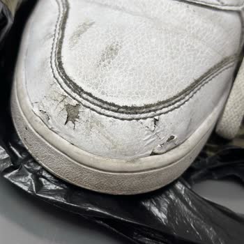 Kalitesiz Ürün Ve Yetersiz Müşteri Hizmeti: Spor Ayakkabı Sorunu