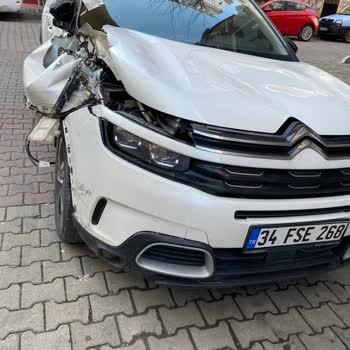 Citroen C5'in Güvenlik Sorunları: Küçük Kaza, Büyük Hasar