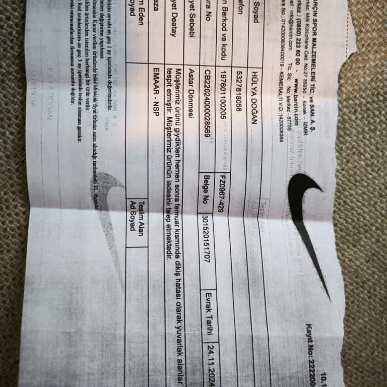 Nike Emaar Mağazasında İade Sorunu Ve İletişimsizlik