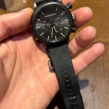 Emporio Armani Saatimin Kordonu Neden Açma Yaptı