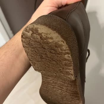 Ayakkabı Dünyası'nda Aldatıcı İade Süreci