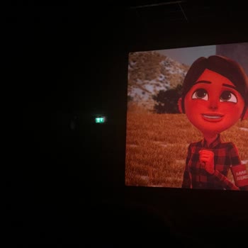 Sinema Salonunda Güvenlik Zafiyeti