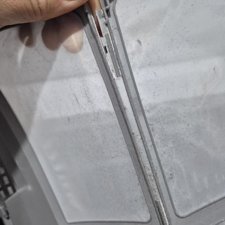 Arçelik Kurutma Makinesi: Garanti Kapsamında Deforme Olan Filtre