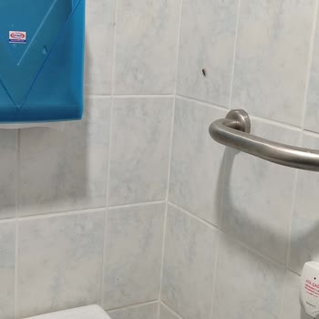 Hastane Temizlik Sorunu: Böceklerle Kaşıntılı Gece