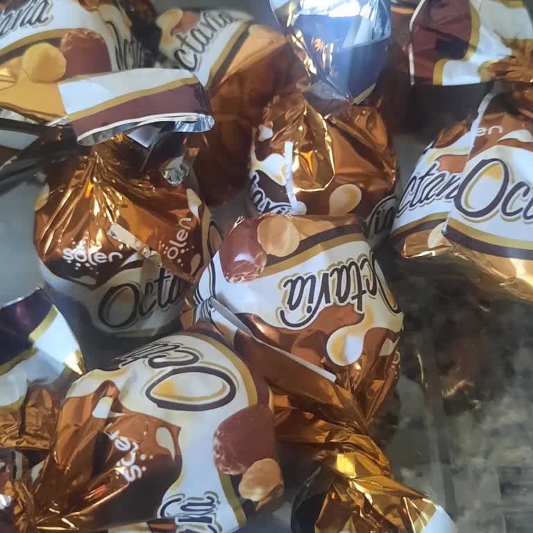 Bayat Çikolata Ve Canlı Kurt Şoku