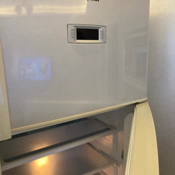 Yetkili Servis Müdahalesi Sonrası Buzdolabım Çalışmıyor!