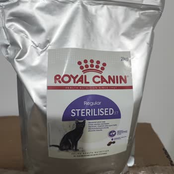 Royal Canin Sterilised кошачий корм вызвал проблемы со здоровьем