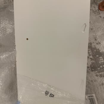IKEA Shelf Arrived Scratched, No Exchange Code After a Week