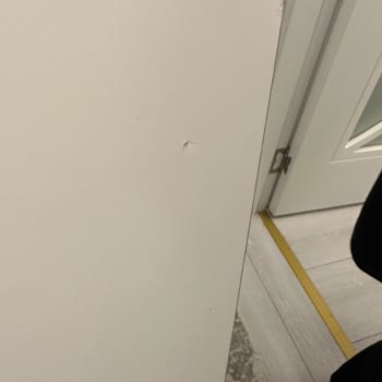 IKEA Shelf Arrived Scratched, No Exchange Code After a Week