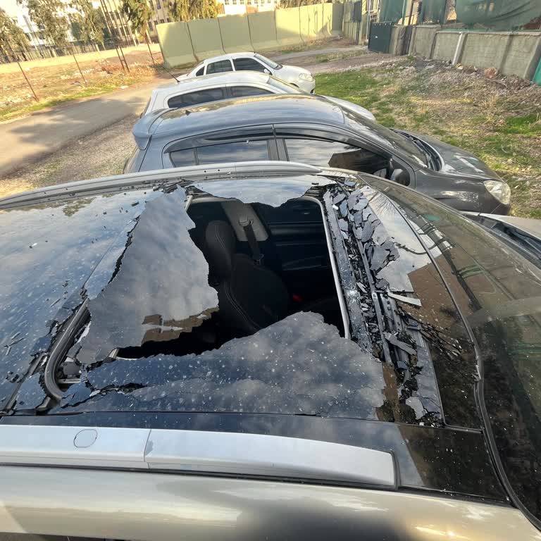 Sunroof Camı Hasarında Sigorta Sorunları