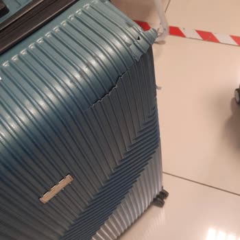Hasarlı Valiz Teslimatı Ve Yetersiz Destek