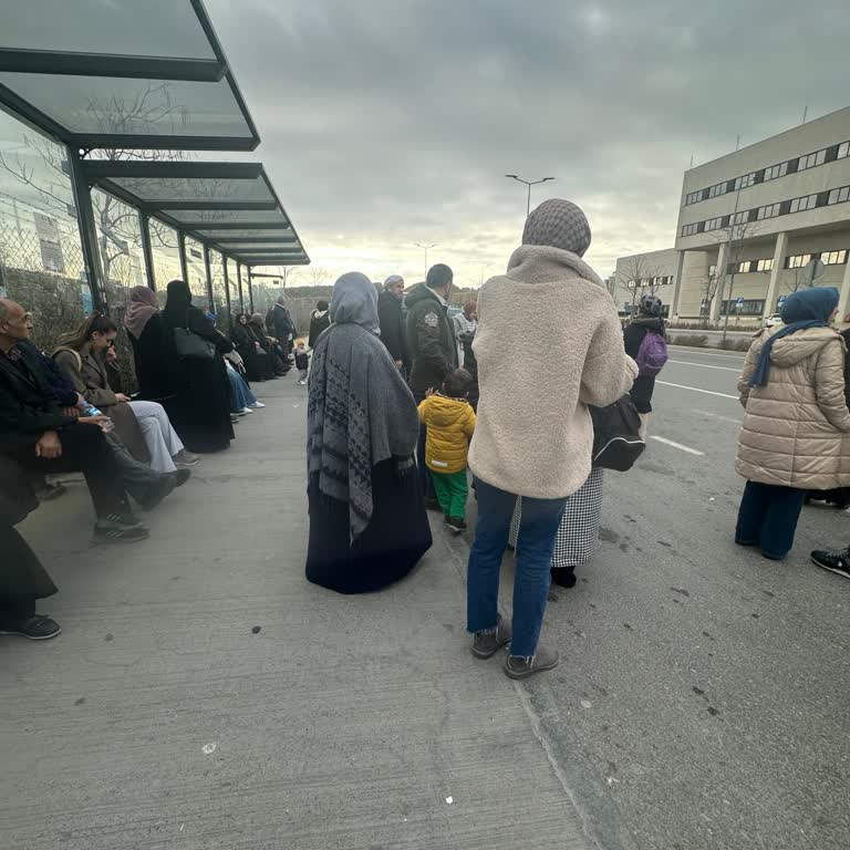 Ulaşım Sorunları Ve Yetersiz Seferler