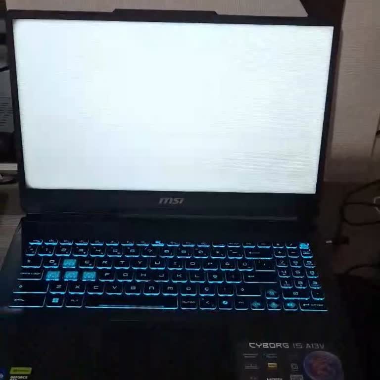 MSI Laptop Ekran Arızası Ve İade Sorunu