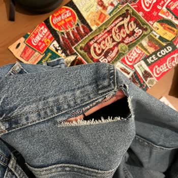 Pull & Bear Pantolonunda Erken Yıpranma Şoku