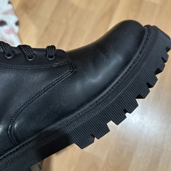 Su Geçirmez Sprey Ayakkabılarımı Mahvetti