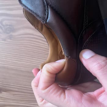 1 Ayda Yırtılan Ayakkabı Ve Müşteri Hatası İddiası