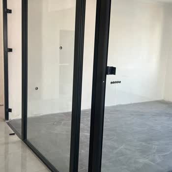 Ersa Cam Alüminyum Hatalarının Arkasında Durmayan Bir Firma