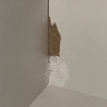 IKEA'dan Aldığım Dolap Kurulumda Hasar Gördü