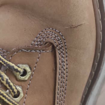 Caterpillar Botunda Yırtılma Ve Müşteri Hizmetleri Sorunu