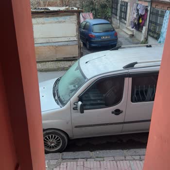 Acil Durum Araçlarına Engel Olan Park Sorunu