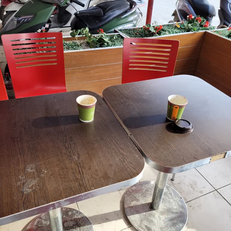 Kütahya Hilton'da Temizlik Skandalı: Misafirime Mahcup Oldum