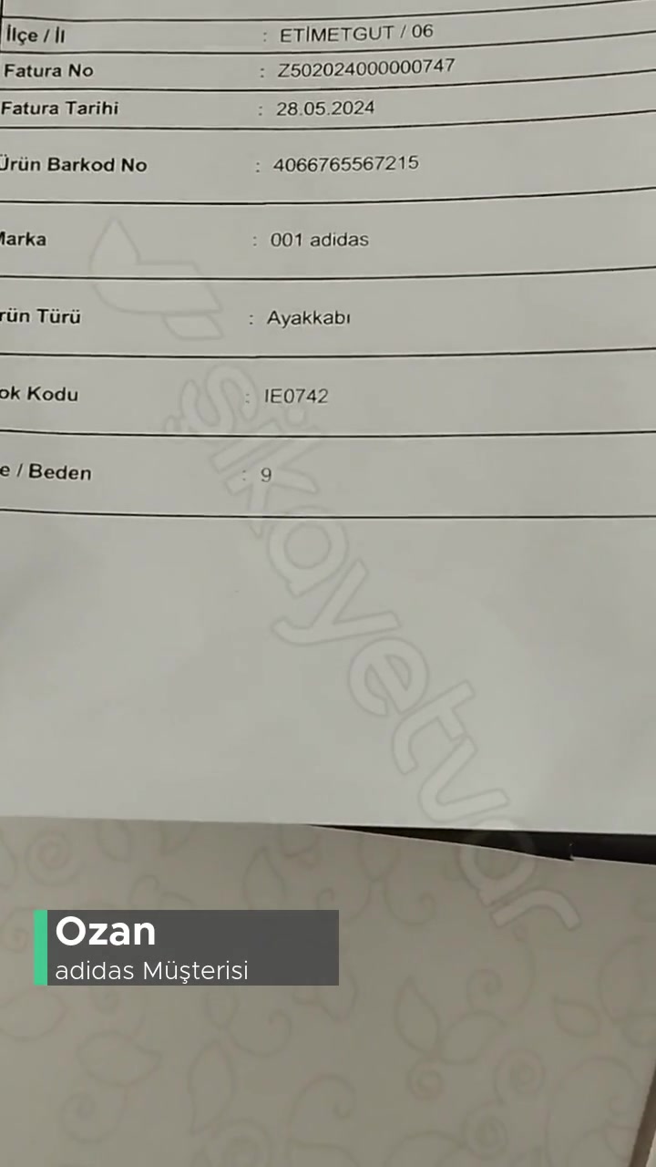 Adidas Ayakkabı Açılmaya Başladı! videonun kapak resmi
