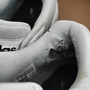 Adidas Ayakkabıda Hızlı Aşınma Ve Yetersiz Müşteri Hizmeti