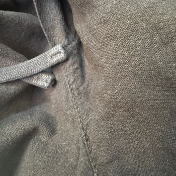 Zara Ürün Kalitesinde Hayal Kırıklığı: İade Taleplerine Yetersiz Yanıt