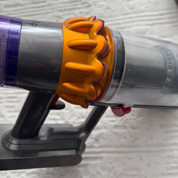 Dyson V15 Süpürge Ve Müşteri Hizmetleri Hayal Kırıklığı