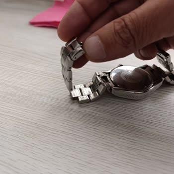 Problemas con reloj de Emporio Armani, solicito reparación