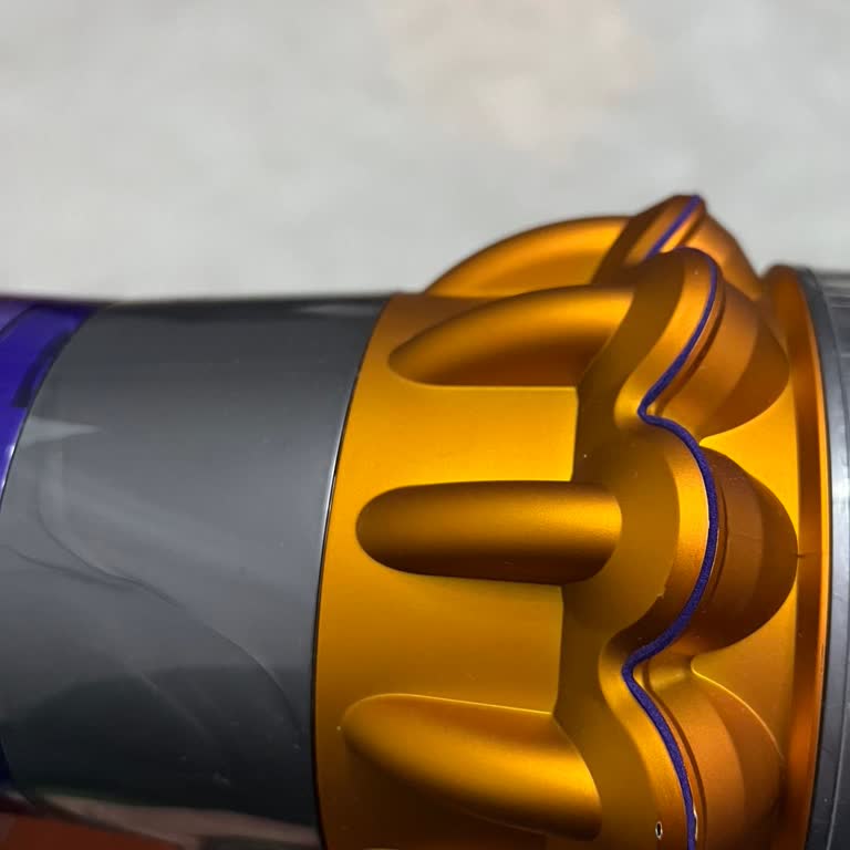 Dyson Süpürgemde Boya Soyulması Sorunu