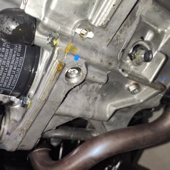 Honda Forza 250: Yağ Kaçağı Kabusu